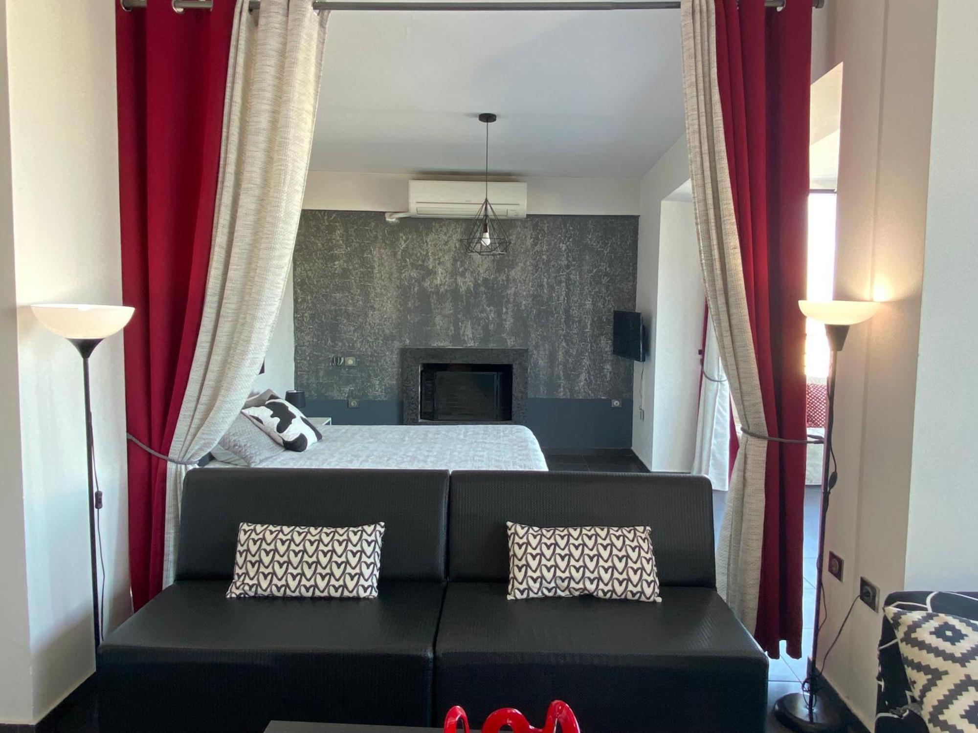 Luxury View Apartment 10Min From Athens Airport Koropi Esterno foto