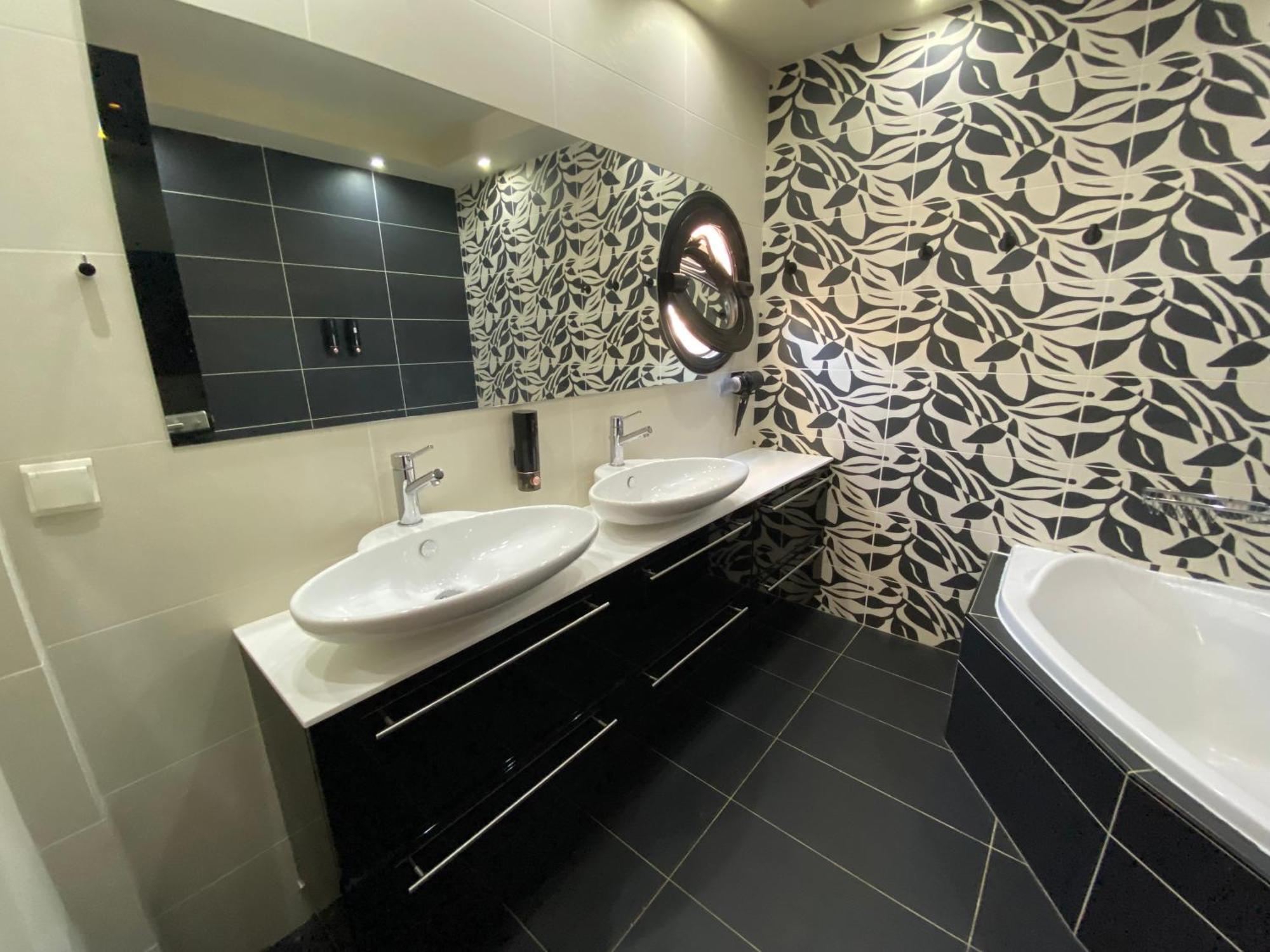 Luxury View Apartment 10Min From Athens Airport Koropi Esterno foto