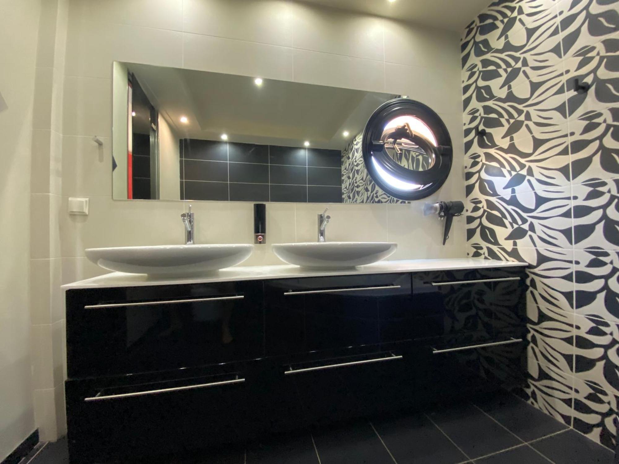 Luxury View Apartment 10Min From Athens Airport Koropi Esterno foto