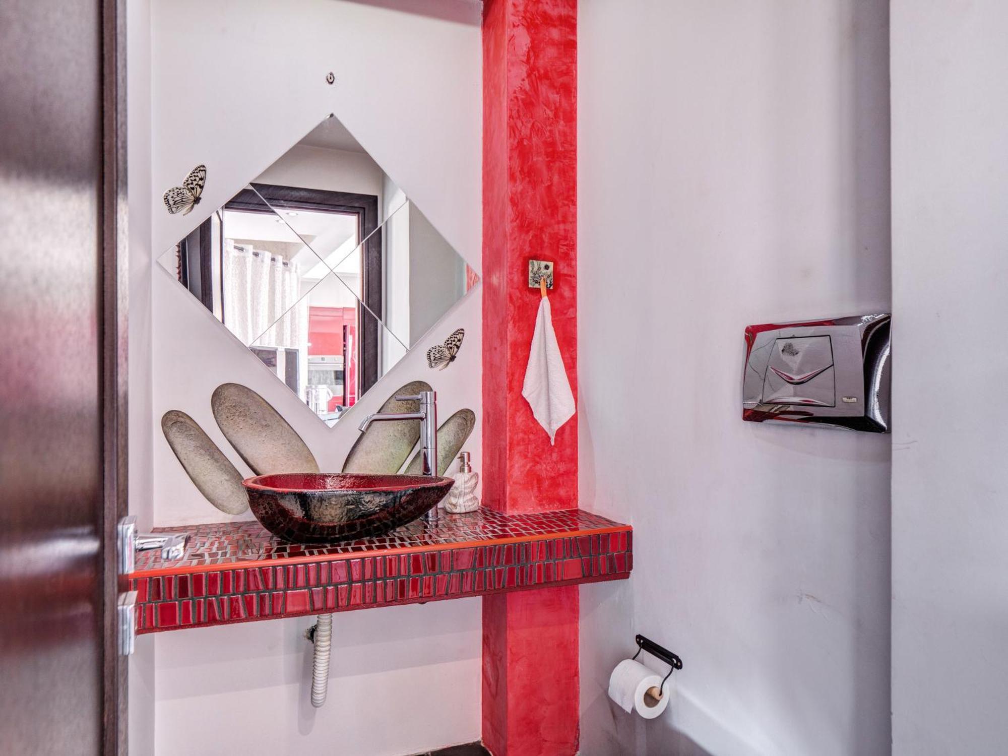 Luxury View Apartment 10Min From Athens Airport Koropi Esterno foto