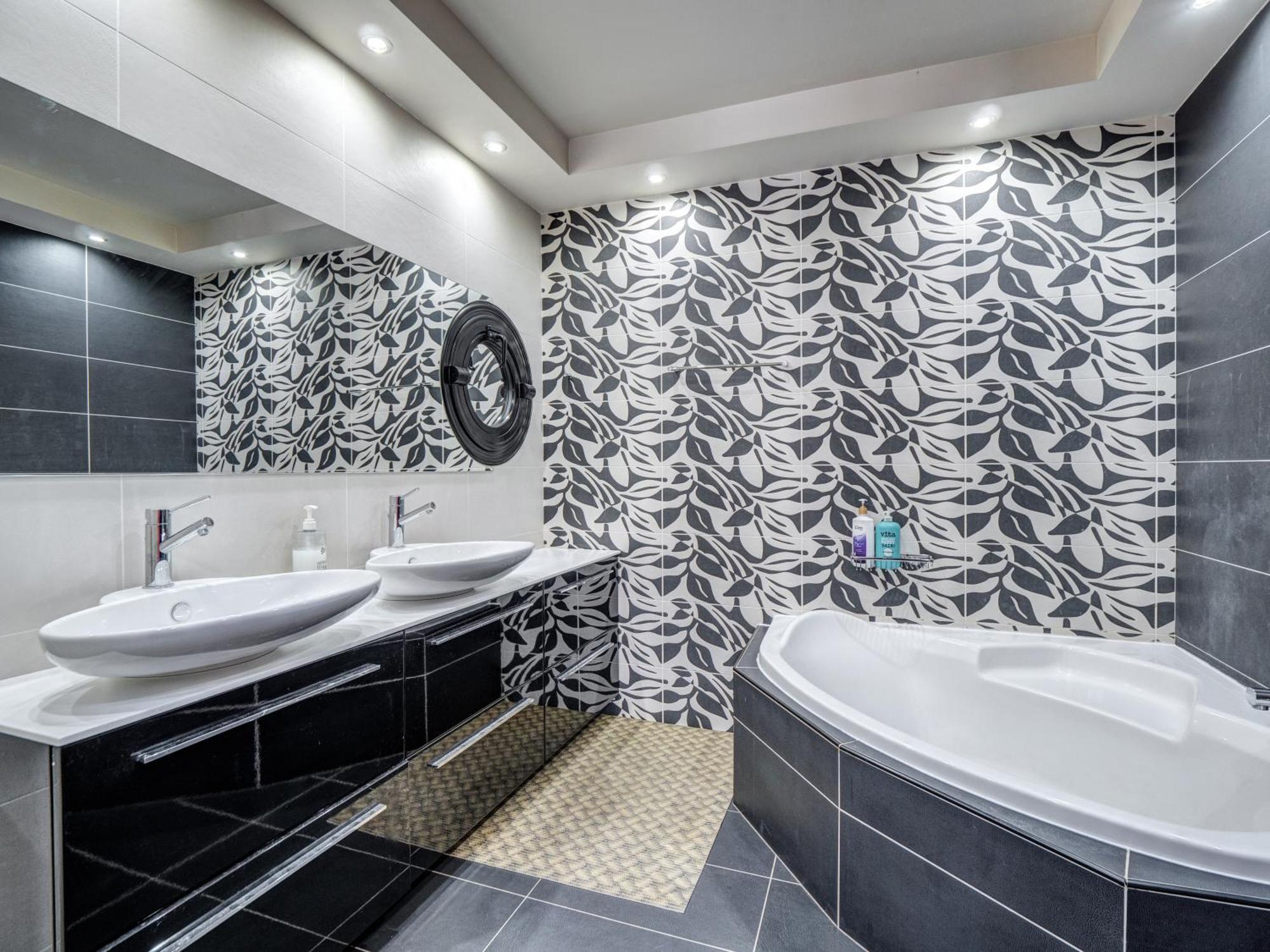 Luxury View Apartment 10Min From Athens Airport Koropi Esterno foto